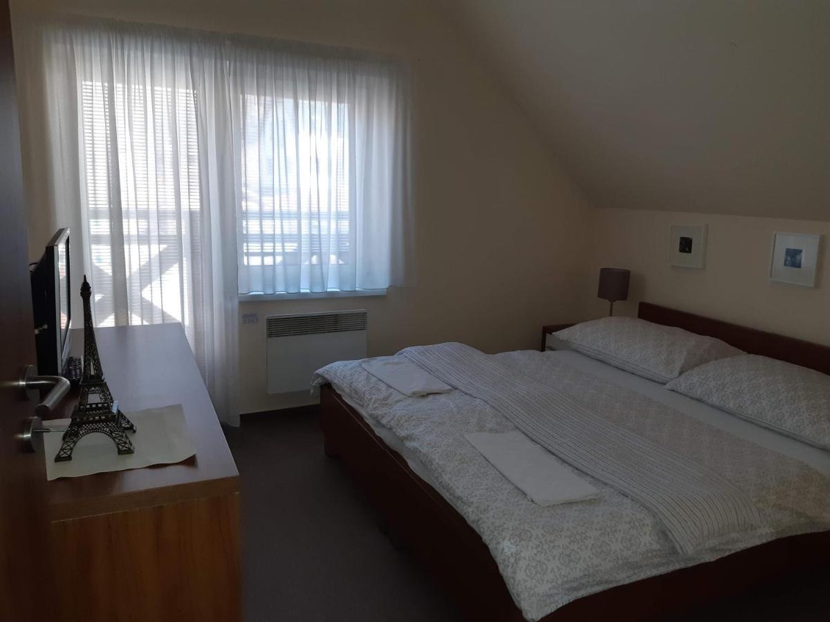 Penzion Hastrman Banská Bystrica Exterior foto