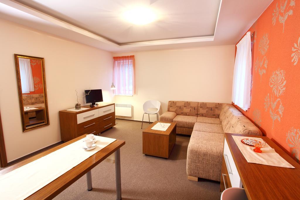 Penzion Hastrman Banská Bystrica Exterior foto